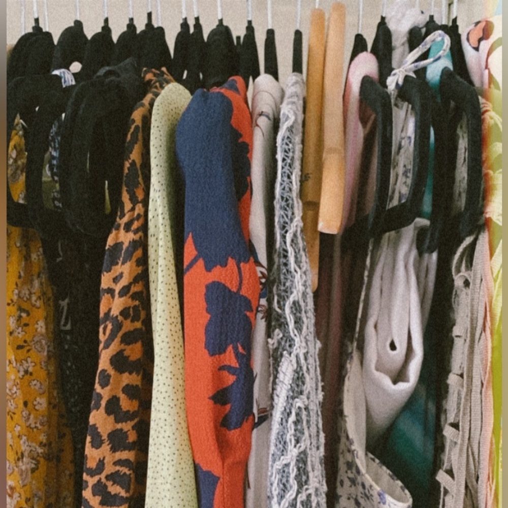 BUNDLES Unlimited inventory live sale 👗👗👗👚👚👚👚